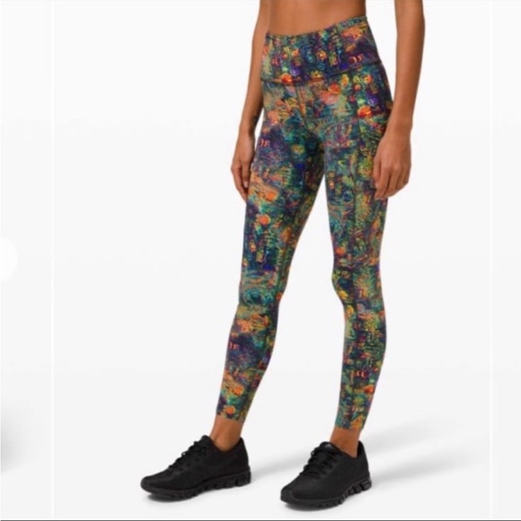 NWOT Lululemon Matching Bundle. Size Tops 4/Bottom 2 - Picture 11 of 12